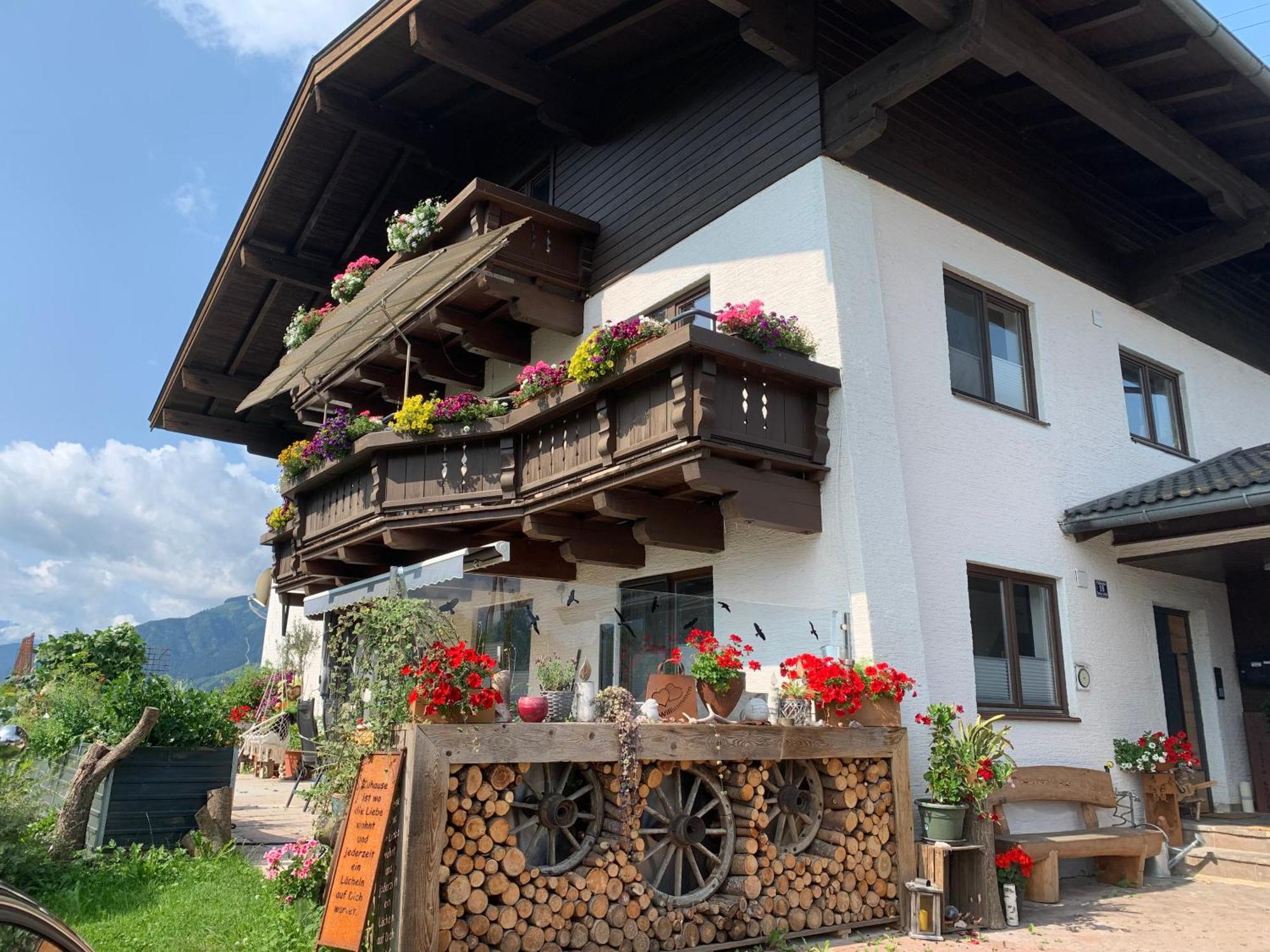 Bergblick Apartment Saalfelden Екстериор снимка