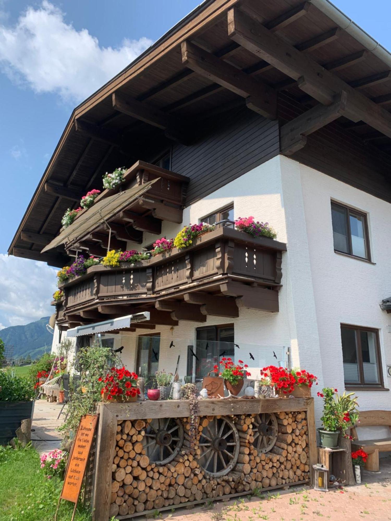 Bergblick Apartment Saalfelden Екстериор снимка